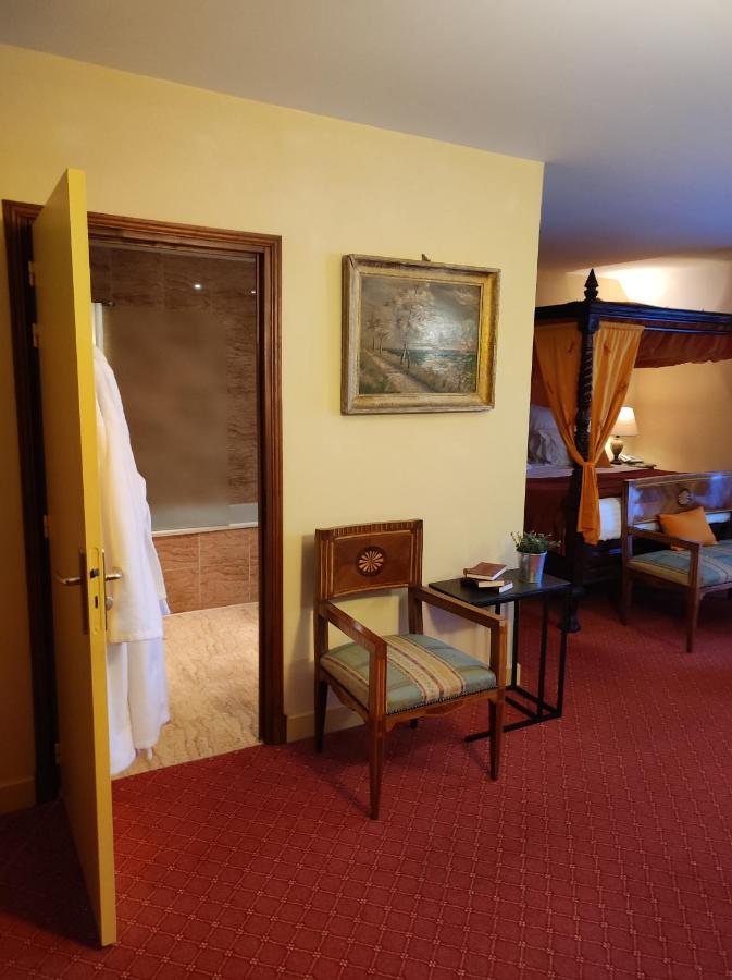 Hostellerie Les Hauts De Sainte Maure Exterior foto